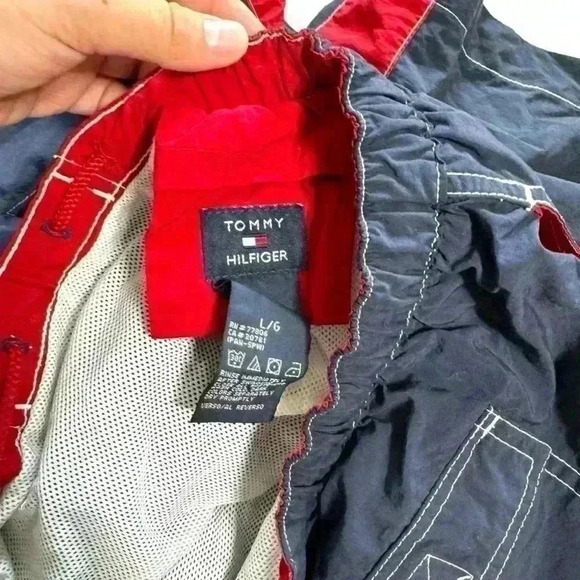 VTG Tommy Hilfiger Swimming  Beach Men Shorts Large Navy/ pockets Sporty Retro - Picture 3 of 8